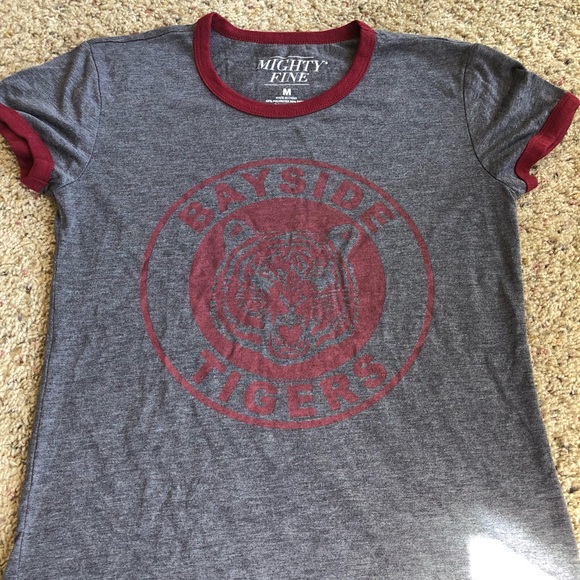 Tops - Picture 6 of 8